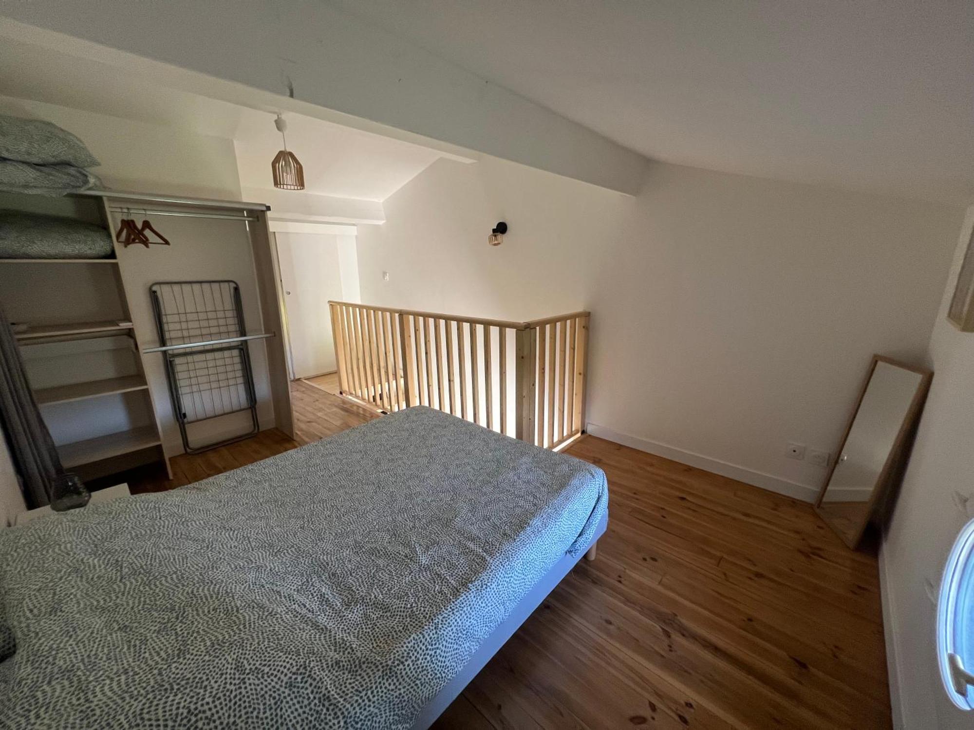 Beau P2, Avec Piscine Appartement